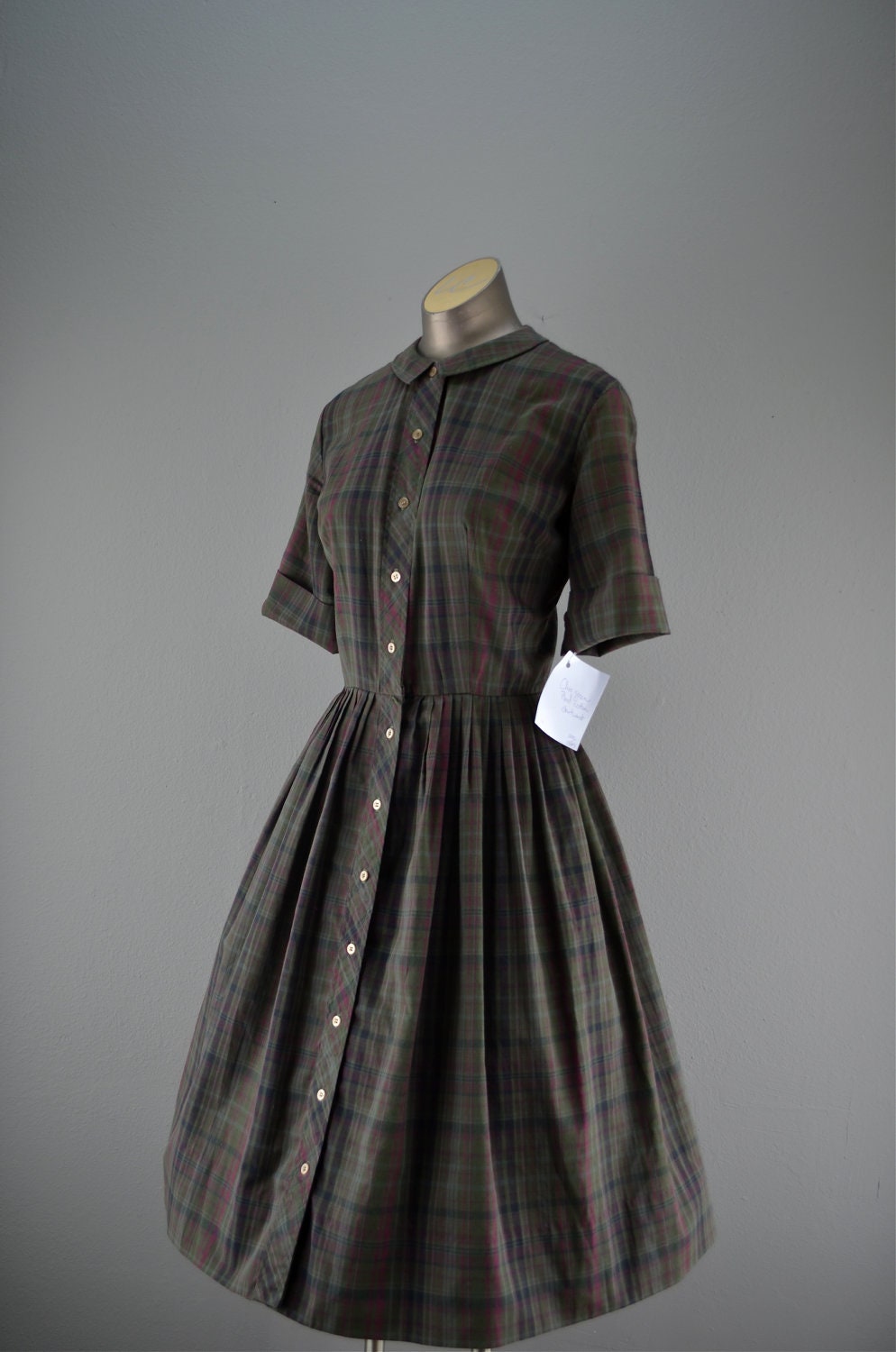 1950s plaid cotton day dress size medium Olive green 50s shirtwaist full skirt Mad Men Peggy Olsen