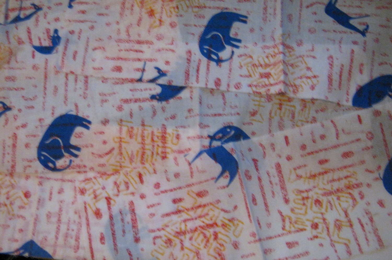 Vintage Cotton Fabric Novelty Red White Blue Cave Drawing Free Shipping