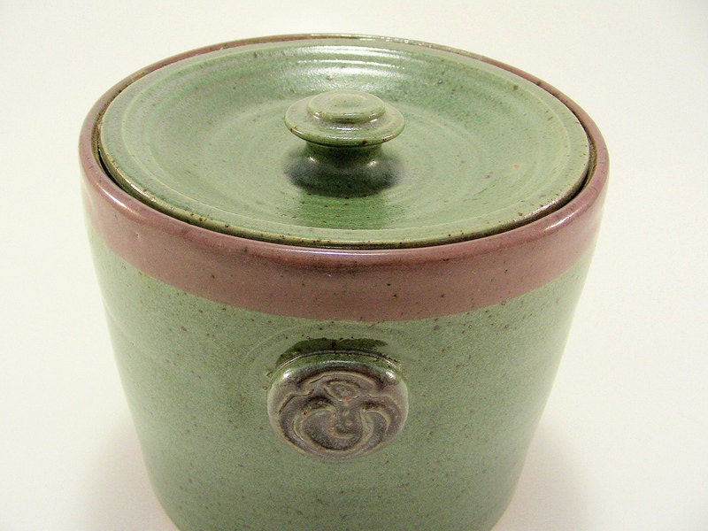 Dusty Rose Rimmed Jar