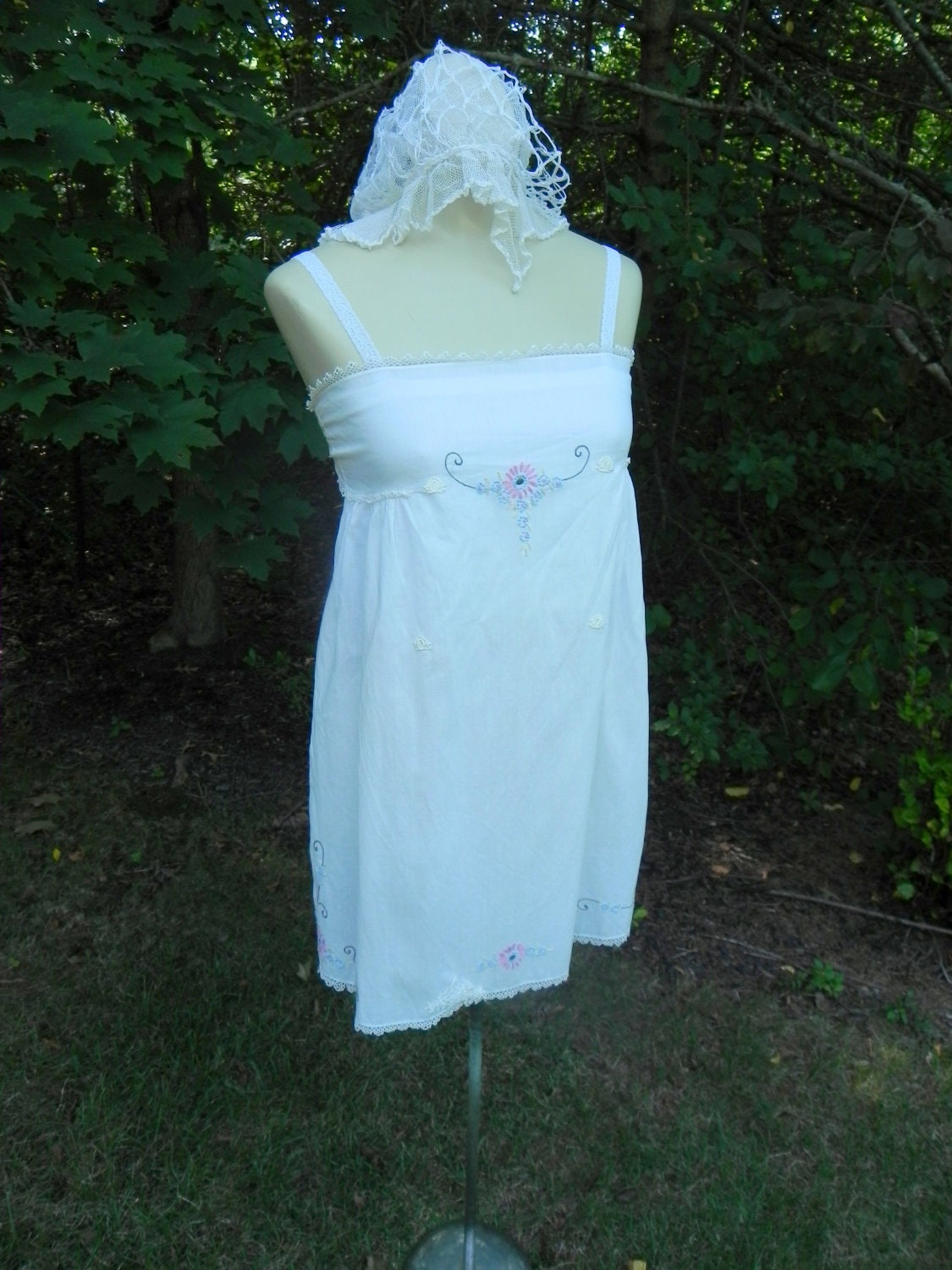 Vintage Embroidered Apron Tunic, Pink Blue on White, Alice in Wonderland, Fairy