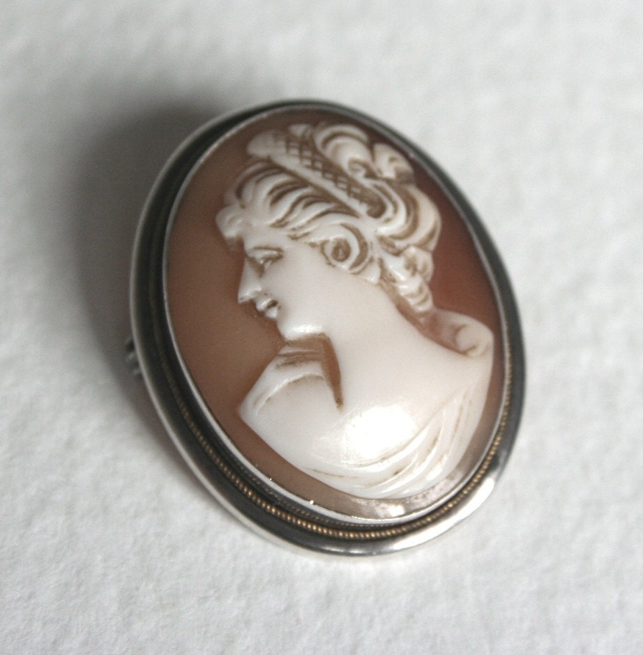 Vintage Sterling Silver Shell Carved Cameo Brooch Jane Austen Style