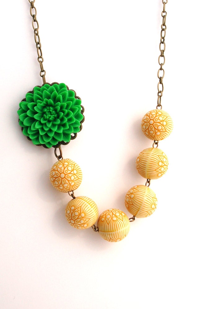 Asymmetrical Grass Green Chrysanthemum Necklace Buy 3 Get 1 Free