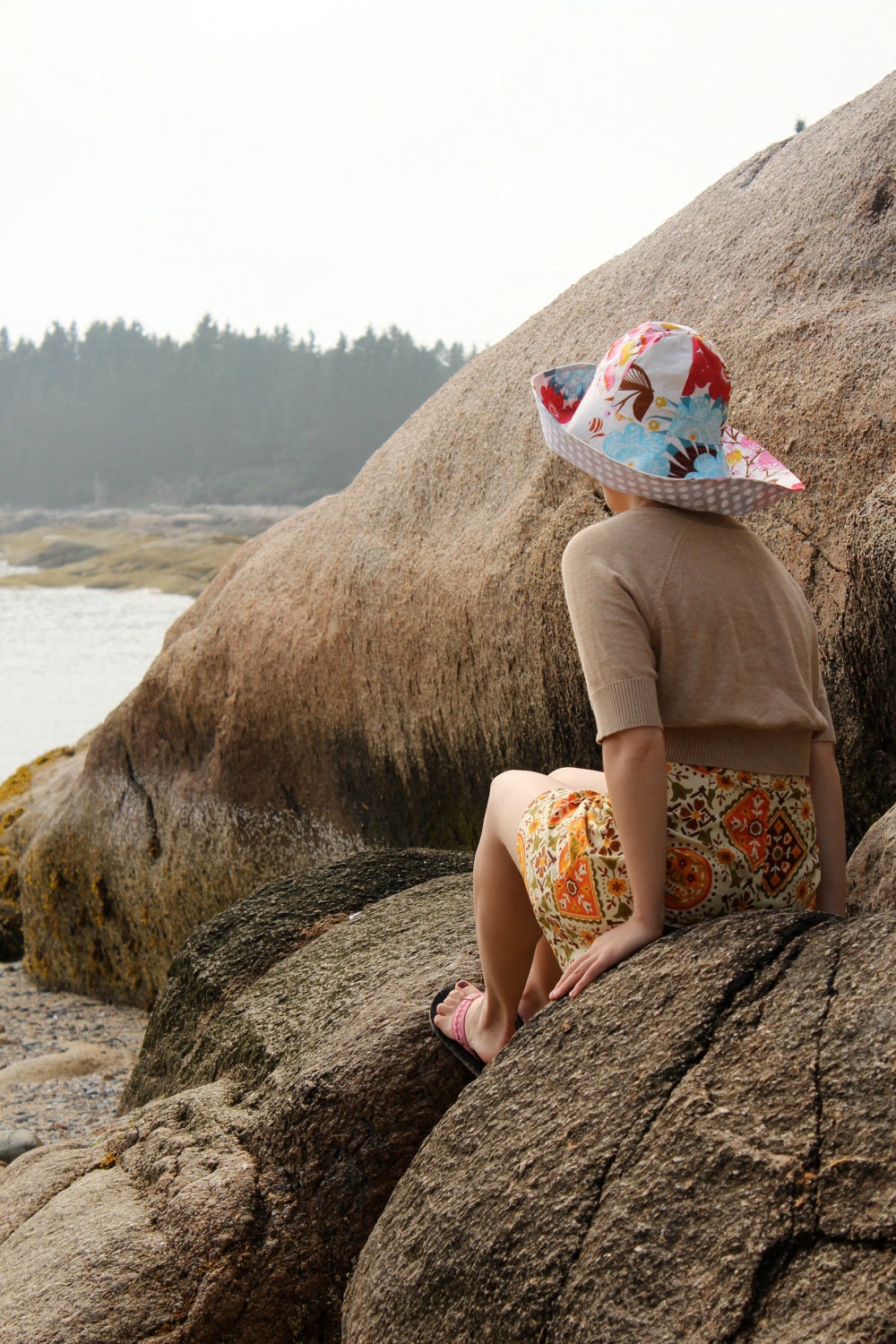 Floral Beachcombing Sun Hat - Reversible Wide Shady Hat - Glam Floral Loulouthi Flips to Grey Dot