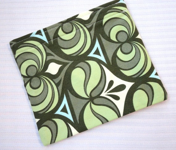Reusable Snack Bags - 1 bag in Green Heart / Swirl Print
