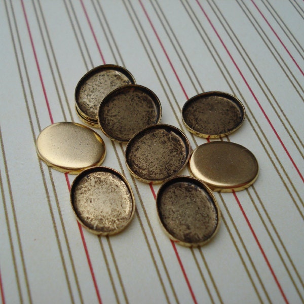 8x10mm Antiqued Gold Plated Brass Oval Settings with 1mm Low Wall for Flat Back Cabs or Jewels (6 pieces)