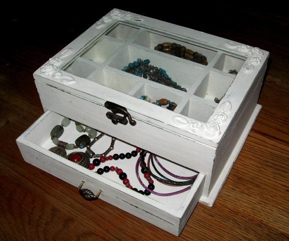 Cream Shabby Chic Wooden Jewelry Box
