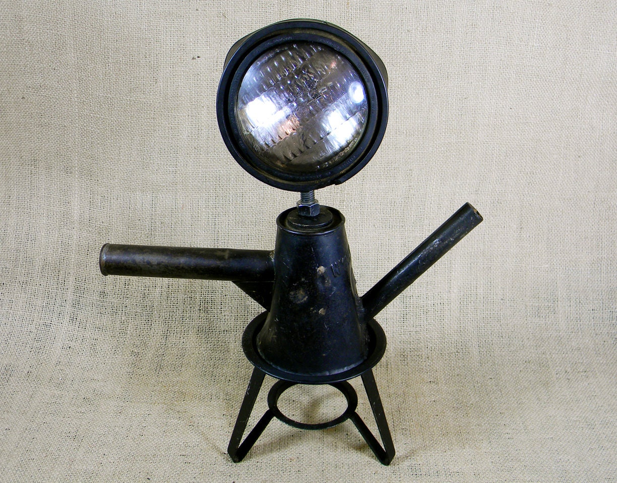 assemblage sculpture - THE GUARDIAN -  Reclaim2Fame