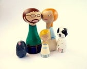 Family portrait FREE SHIPPING Wood Family of 5 - Dolls children, pet - Personalized - Wooden hand painted father mother dog cat special gift