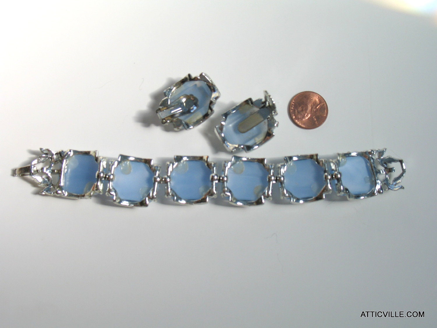 1950s Blue and Silver Thermoset Bracelet and clip earrings, Demi Parure set. Large retro statement set in Coro style.