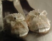Marie Antoinette Ivory Lace Ballet Flats