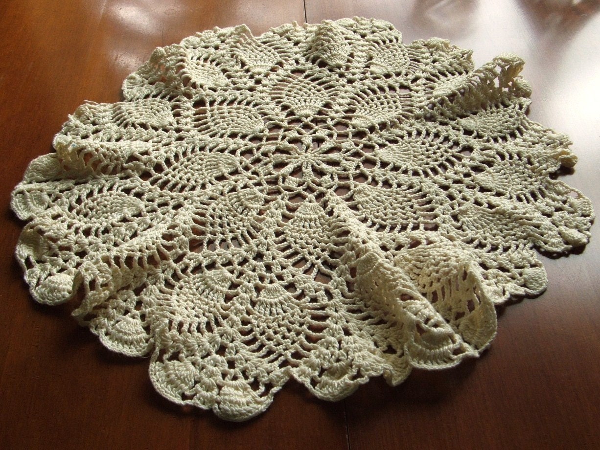 Vintage 1940s Crocheted Lace Doily Cream Color