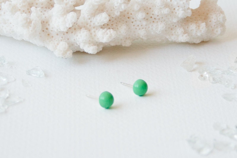 Candy Button - post earrings