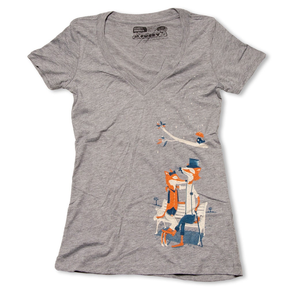 Foxes, Romantic tee, Cute tshirt, Fox t shirt, Grey V-Neck, Vintage, Available S M L XL XXL