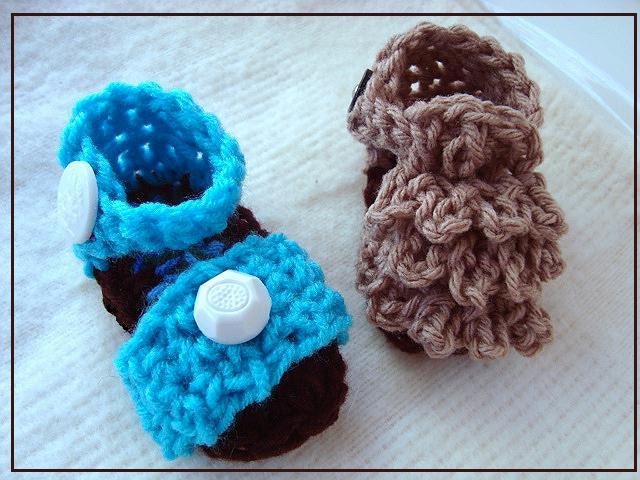 CROCHET PATTERN, Baby booties, sandals, num. 463, 2 STYLES included in the pattern, ok to sell them