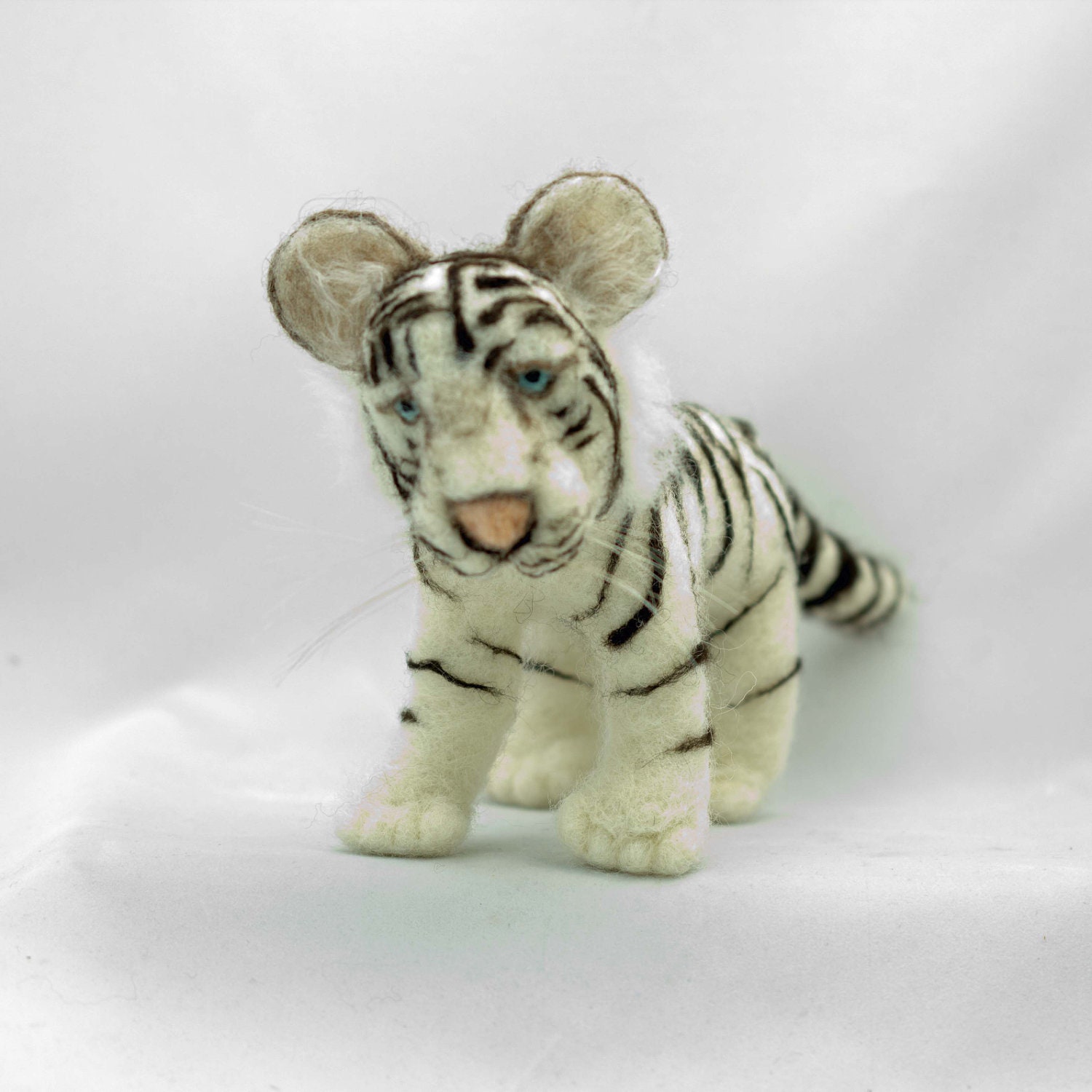 Needle Felted Animal White Tiger Wool Sculpture