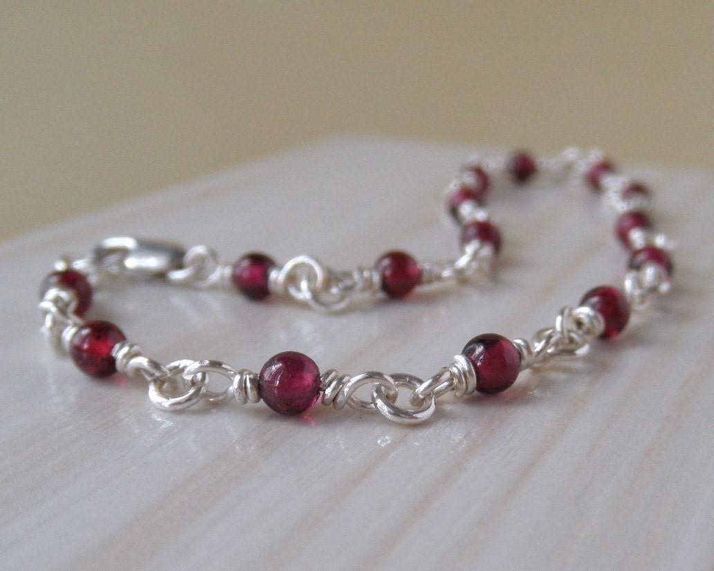 Garnet Sterling Silver Bracelet. Links