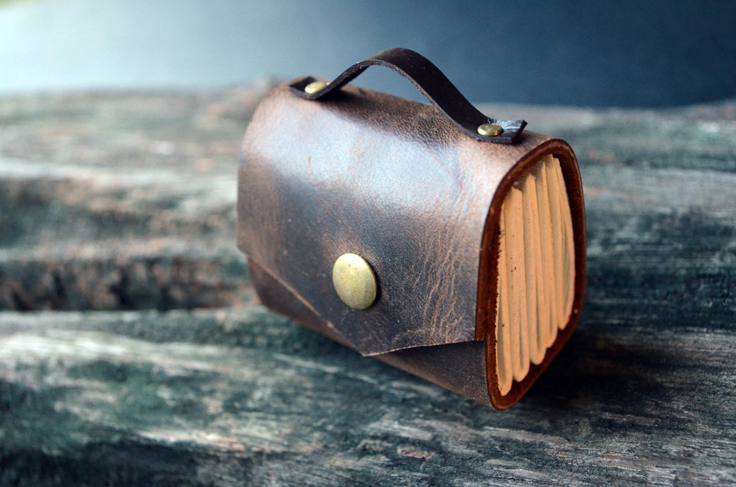 MiNiBook Briefcase vintage brown