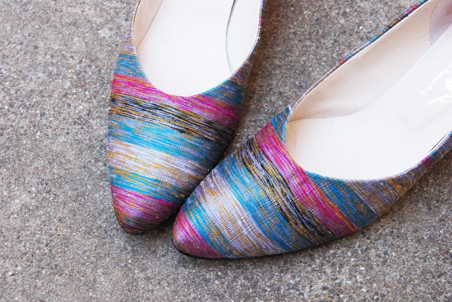 vintage 80s High Heels - Striped Shoes - Rainbow Stripe Pumps Sz 11