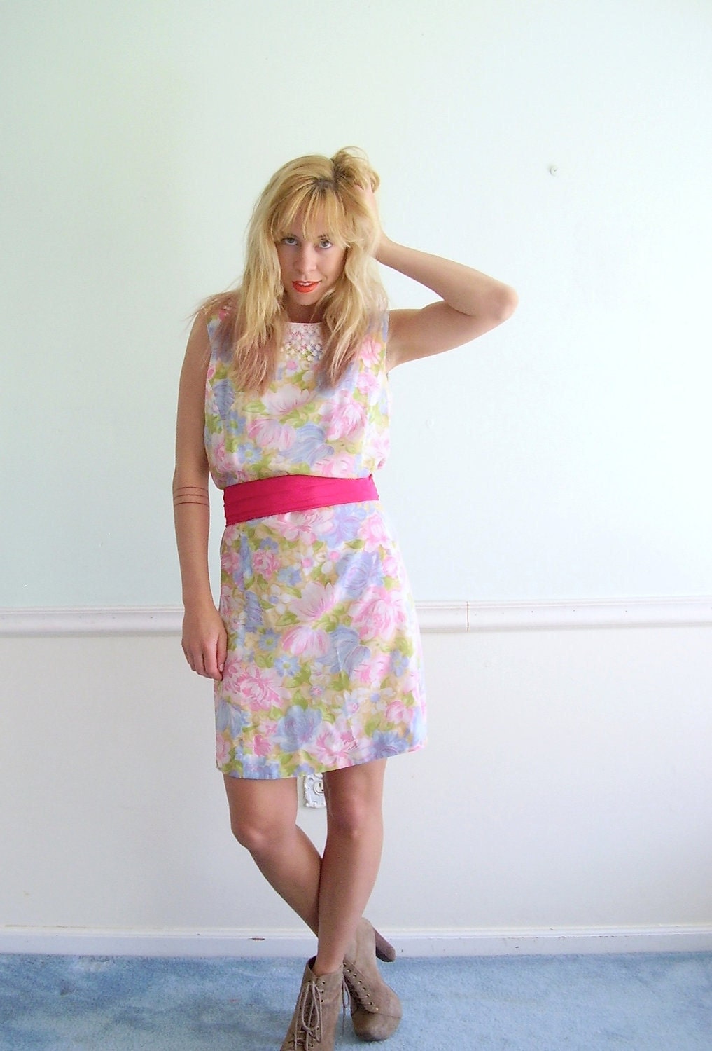 60s Pastel Floral Printed Mini Shift Dress MEDIUM M Vintage Spring