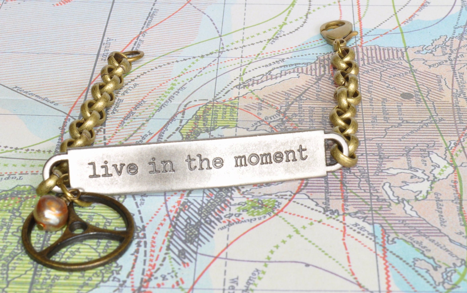 Inspirational Bracelet "Live In The Moment"