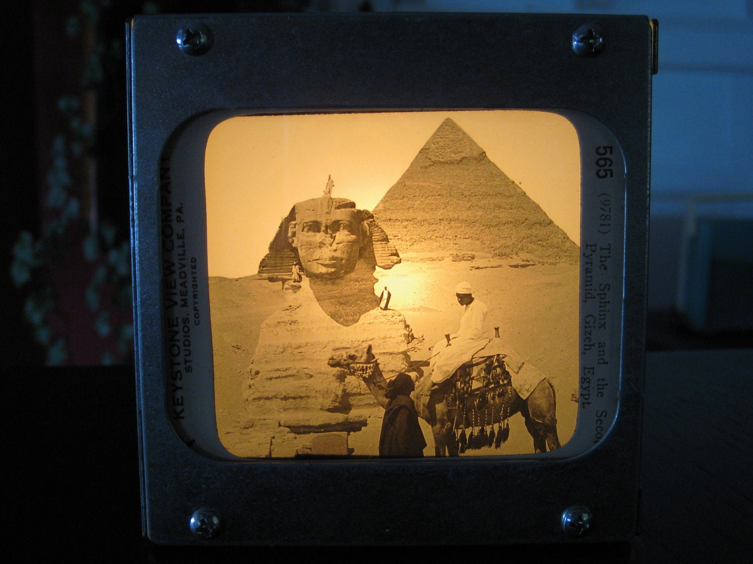 EGYPT SPHINX and PYRAMID - Vintage magic lantern glass slide light box