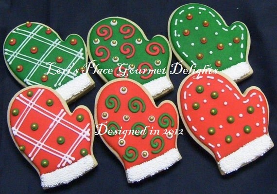 Christmas Mittens - 12 Cookies