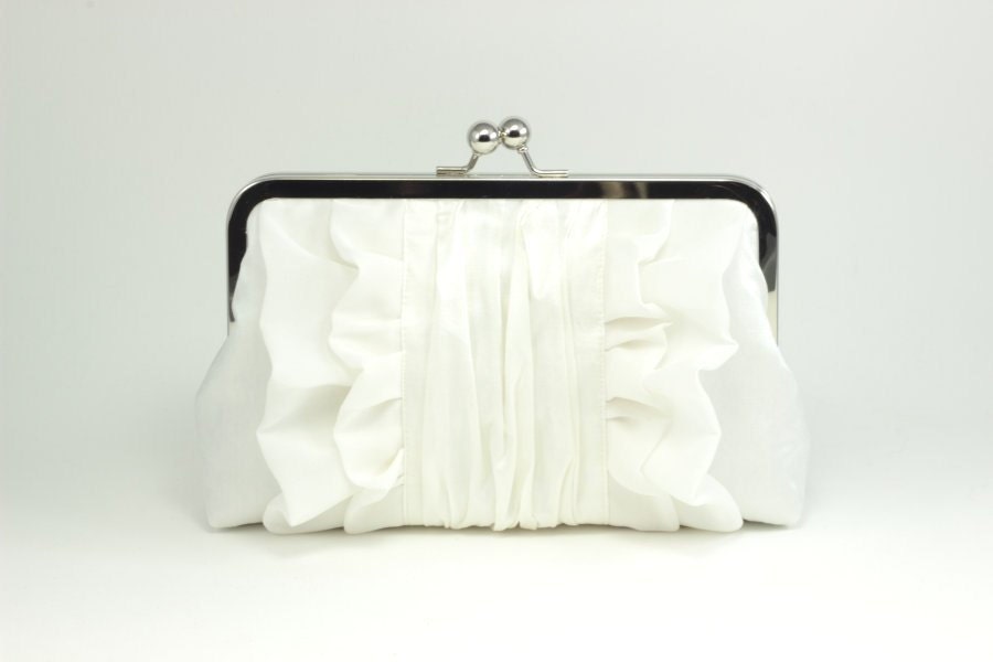 Ivory Bridal Clutch / Wedding Clutch / Silk Purse (Flutter Clutch : Ivory Silk)
