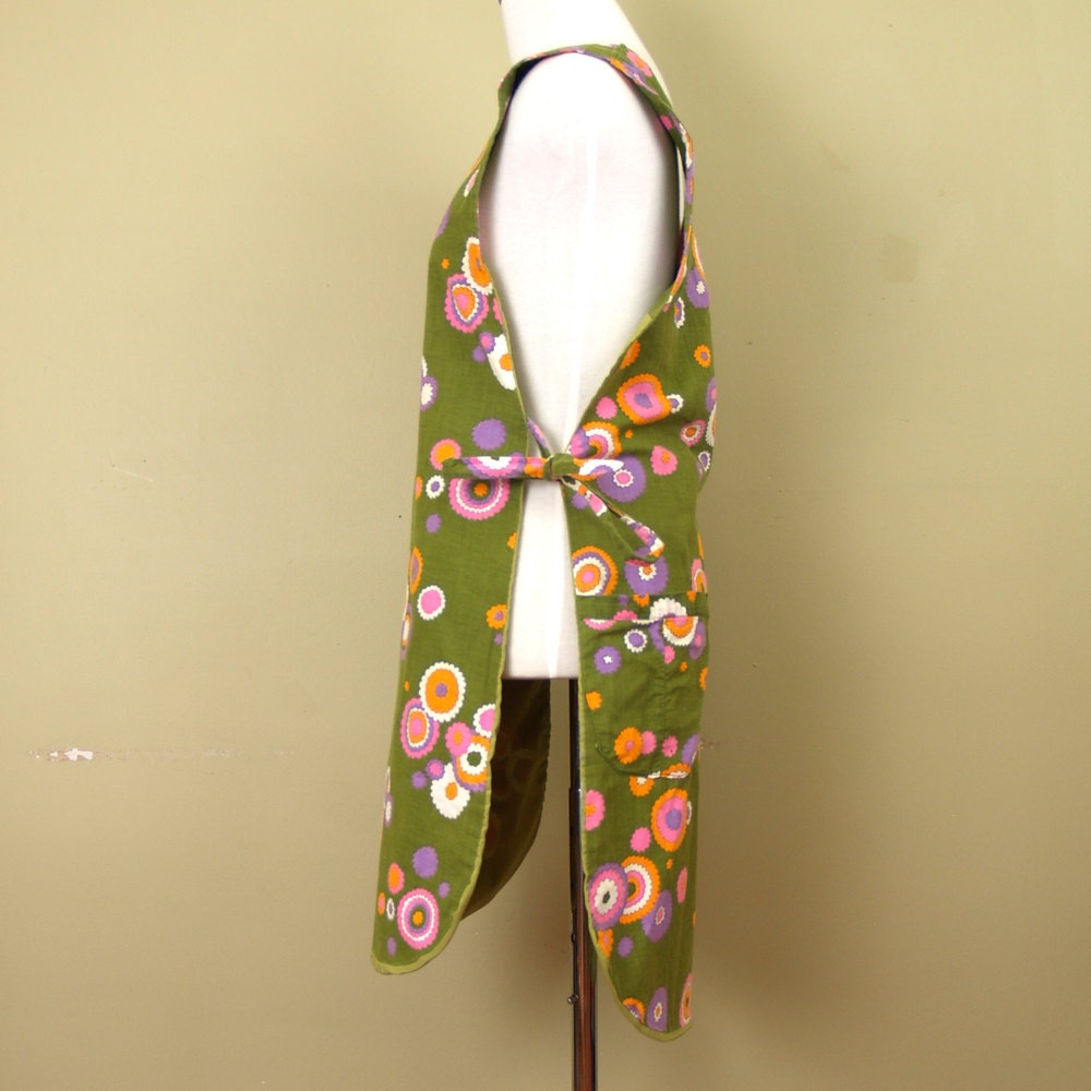 vintage floral smock apron pinny