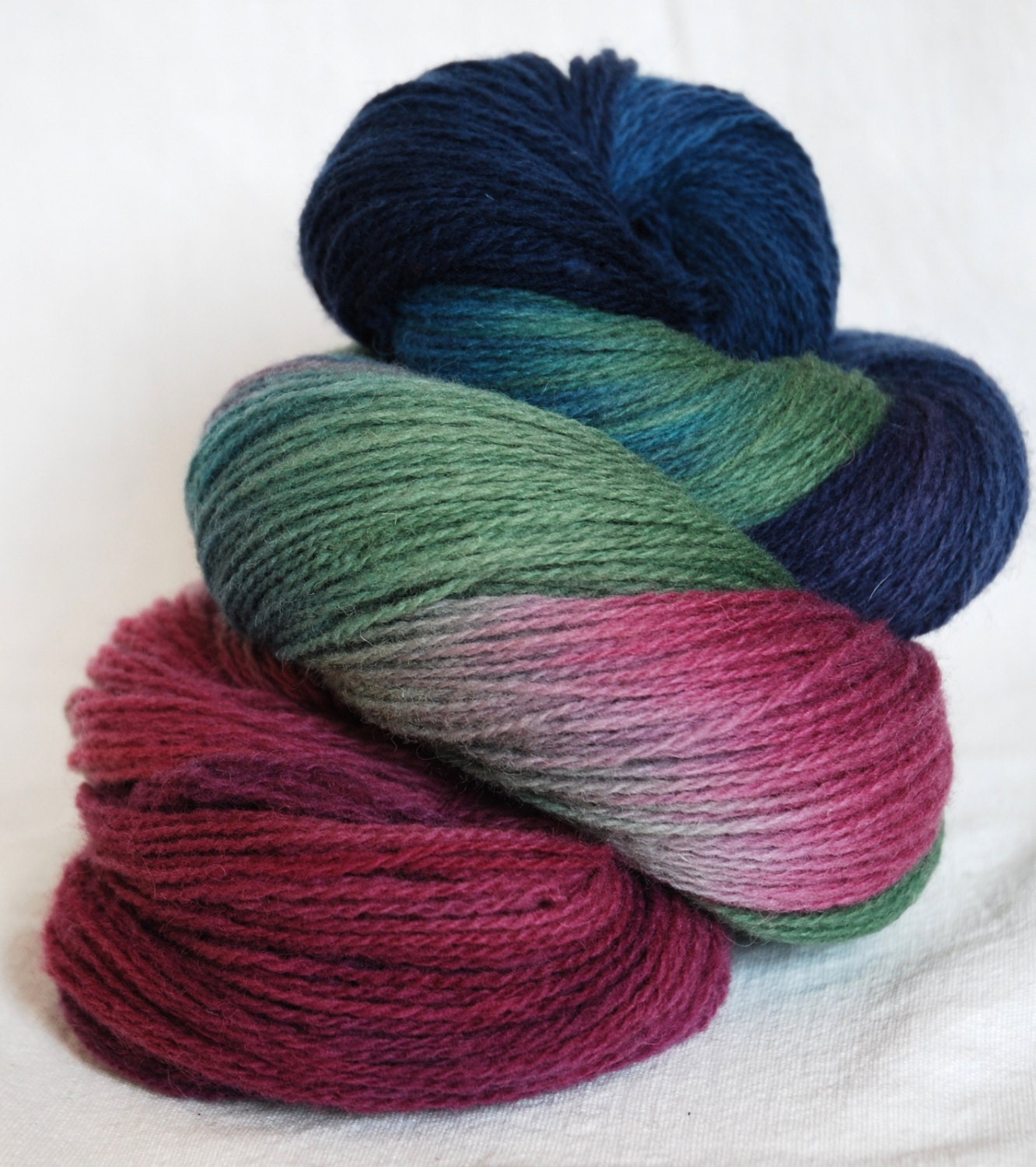English Lambswool Fingering hand dyed  yarn  100g skein knit weave crochet skein