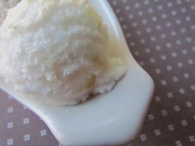 Honey - 2oz Mini Foaming Body Scrub