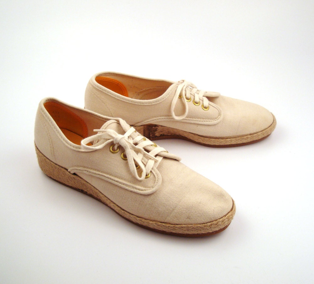 Espadrilles Canvas Shoes Vintage 1970s Sears Wedge Off White Lace Up Women's size 7