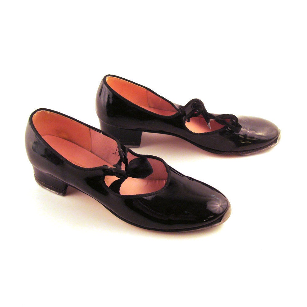 Tap Dance Shoes Vintage 1980s Capezio Mary Janes Women's size 8 1/2