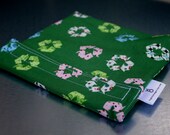 Reusable eco friendly washable Sandwich Bag - recycling symbol on green