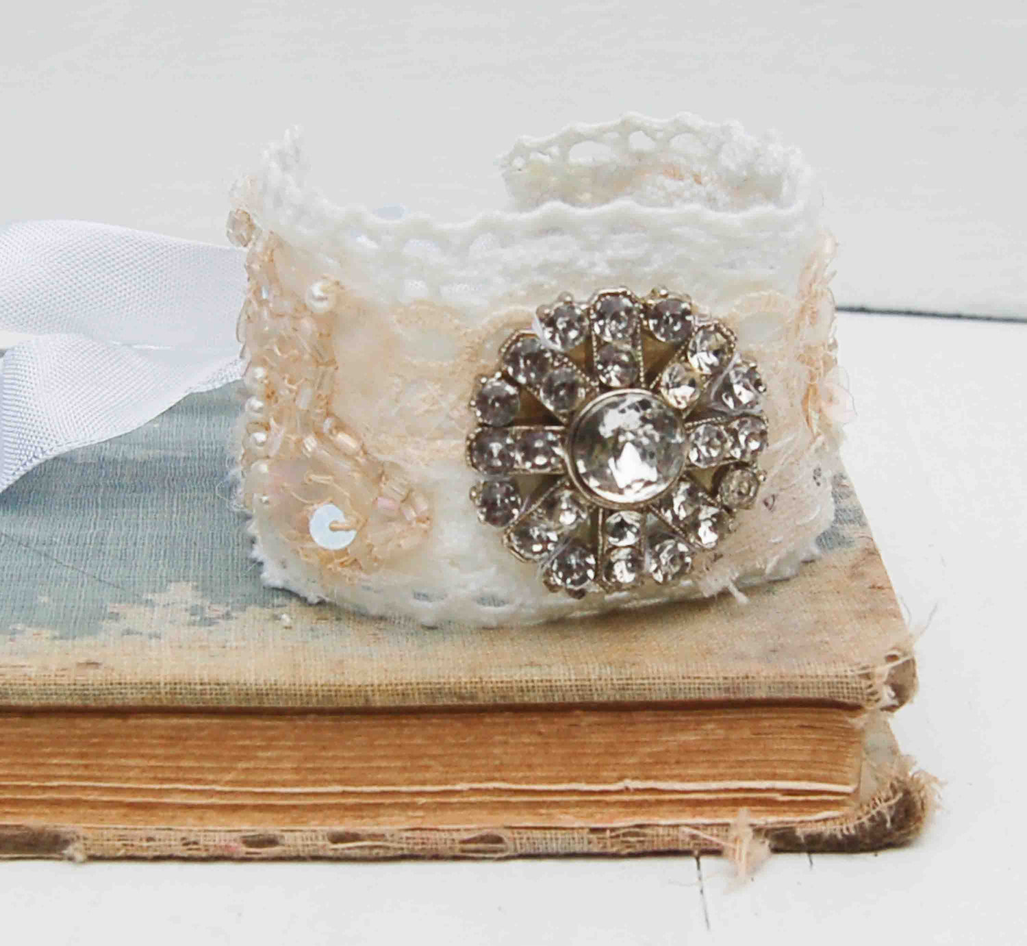 Vintage Lace Fabric Cuff BRACELET Wedding White Cream Lace Rhinestone ROMANTIC