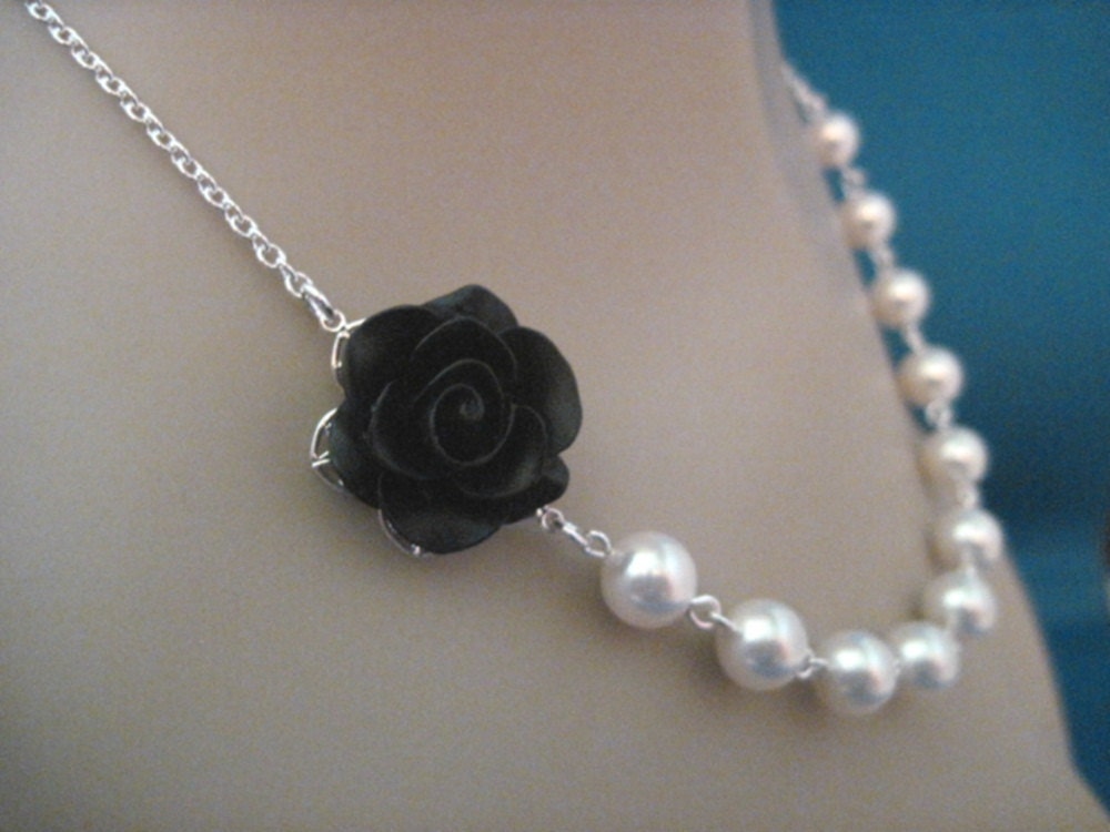 Bridesmaid Jewelry, Bridal Jewelry Black Rose and White Pearl Bridesmaid Necklace