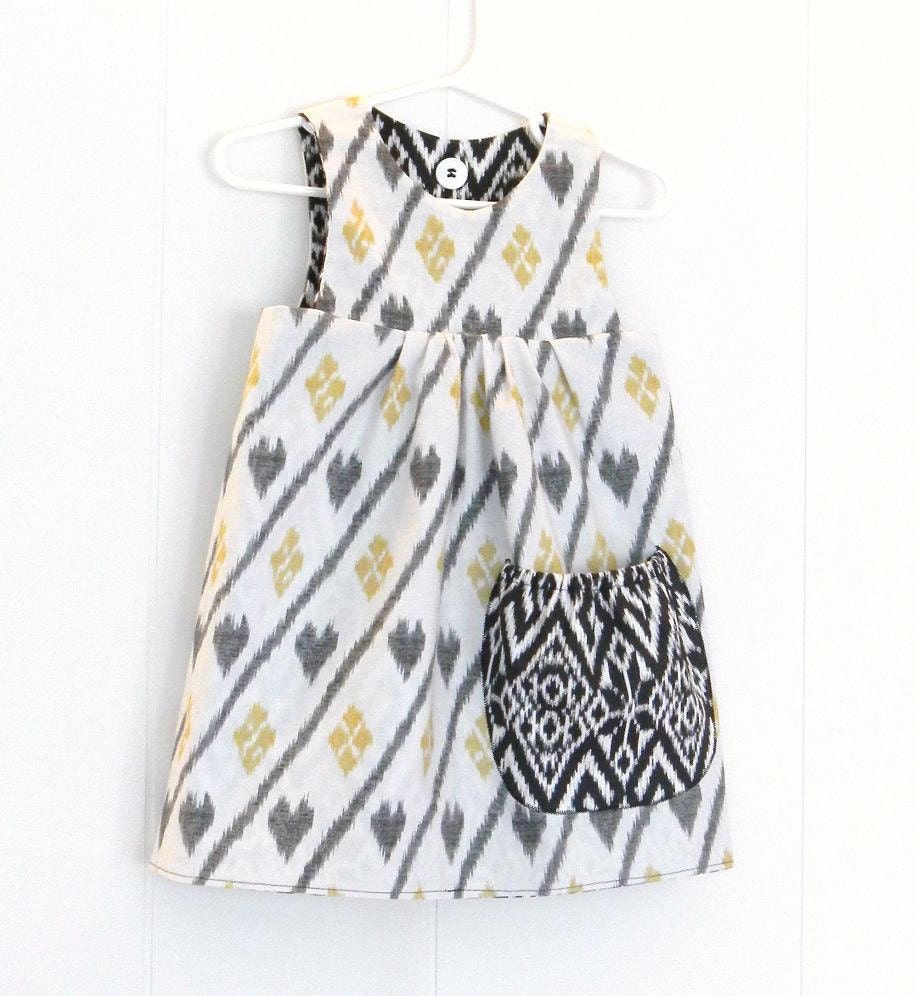 Girls Reversible Jumper Dress / Black n Cream Navajo / Yellow Argyle Hearts / 6 months,12 months, 2t, 3t, 4t, 5t, 6y by PerryFinalia