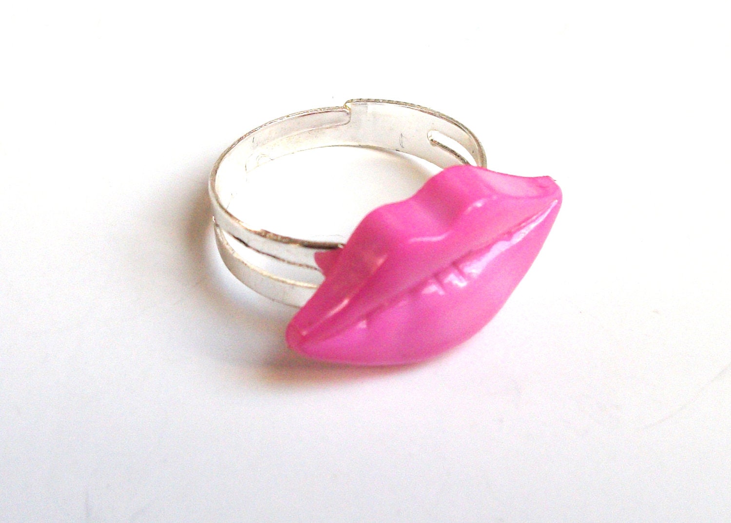 Pink Lips Quirky Silver Ring