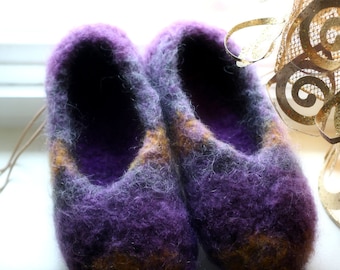 Wool Felted Stull slippers ... Multi striped purple gold and grey ... Child size US 2 ... Ready to ship