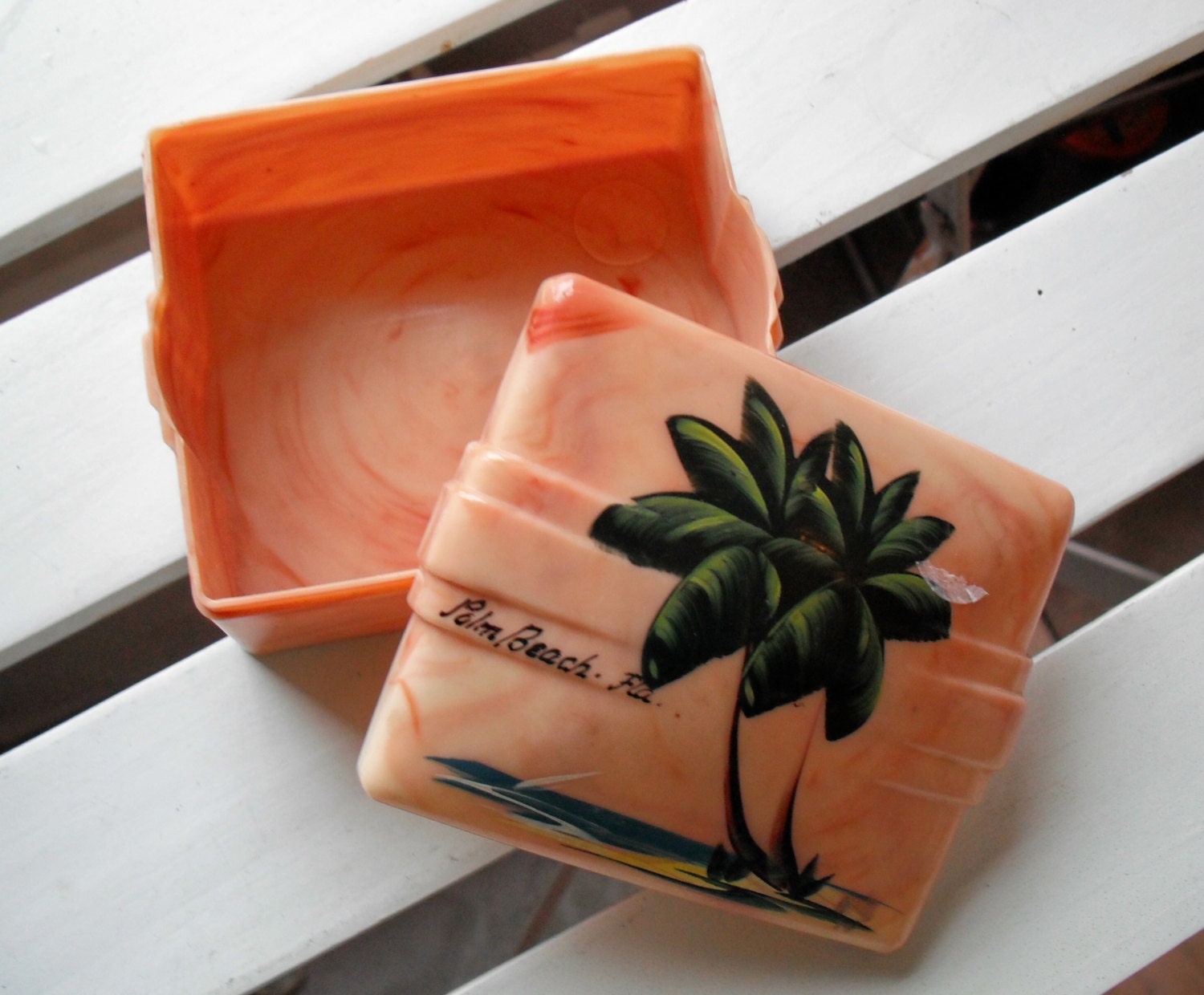 SOAPBOX - Vintage Carvanite Made in the USA - Hand Painted Palm Beach, Fla Scene
