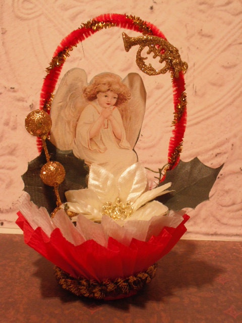 CHRISTMAS - Nut Cup- Candy Cup - Vintage Style
