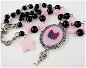 Vampire Kitty Choker Necklace, Resin Cameo Pendant, Pink and Black, Silver Tone - Gothic Lolita