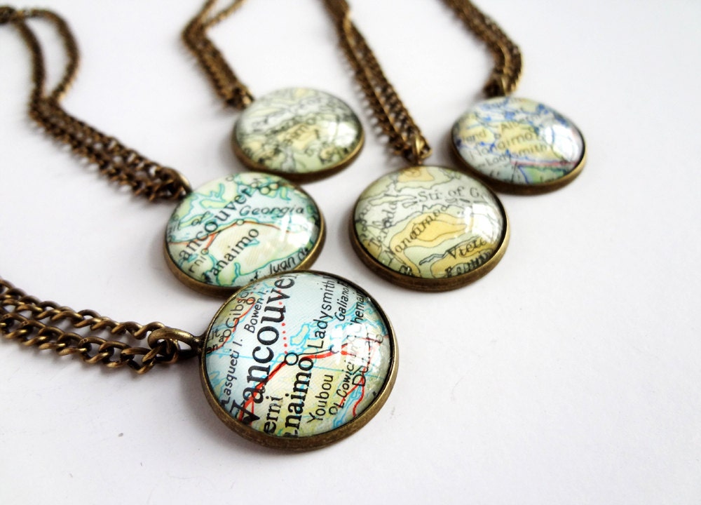 Bridesmaid personalize pendant set, 5, custom vintage maps, earth tones