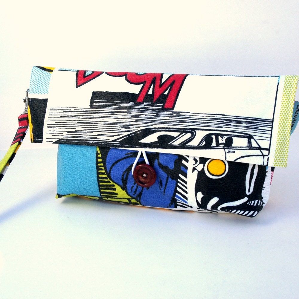 Cosmetics Travel Clutch in Pop Art