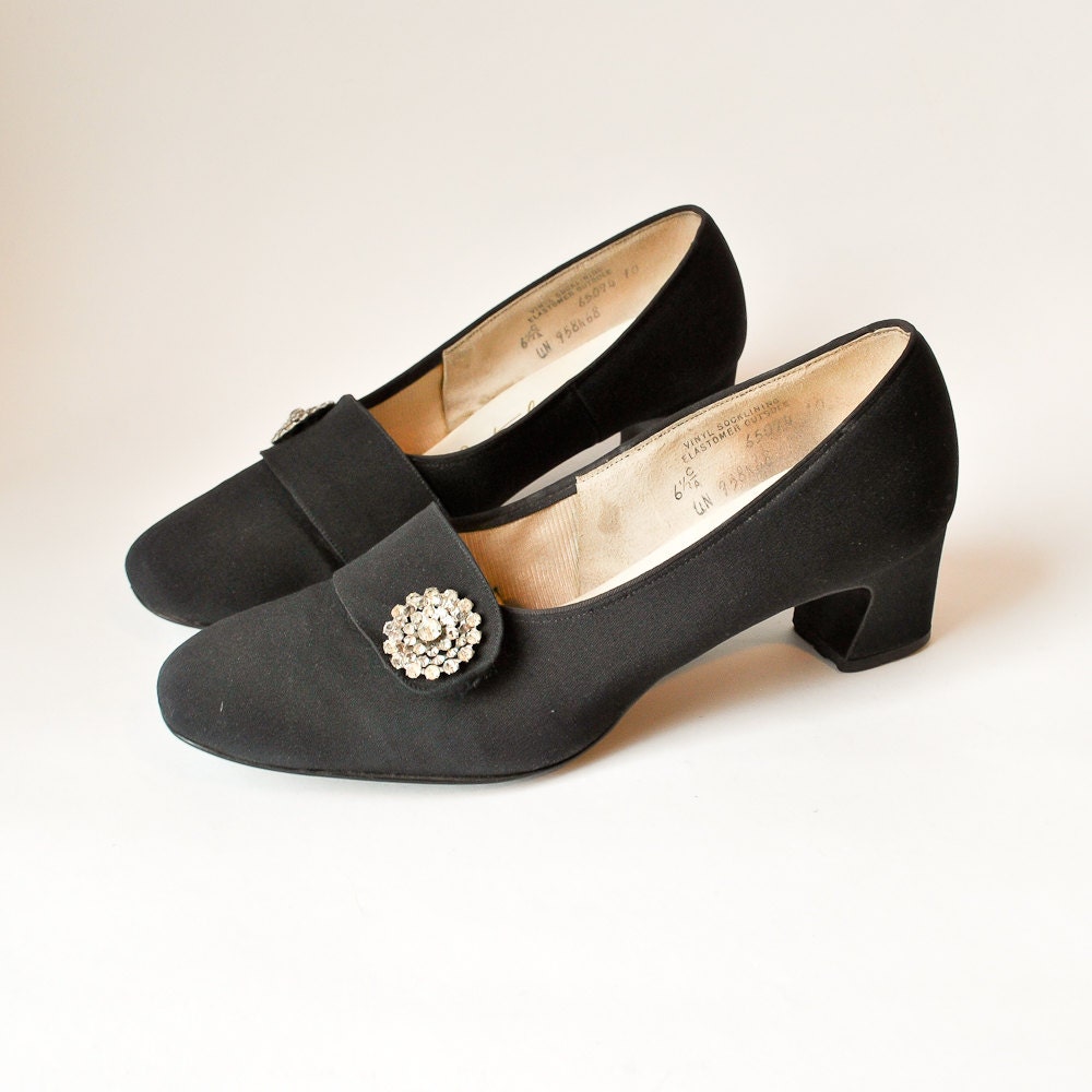 vintage 60s black grosgrain rhinestone heels / shoes 6.5 - 7 / naturalizer