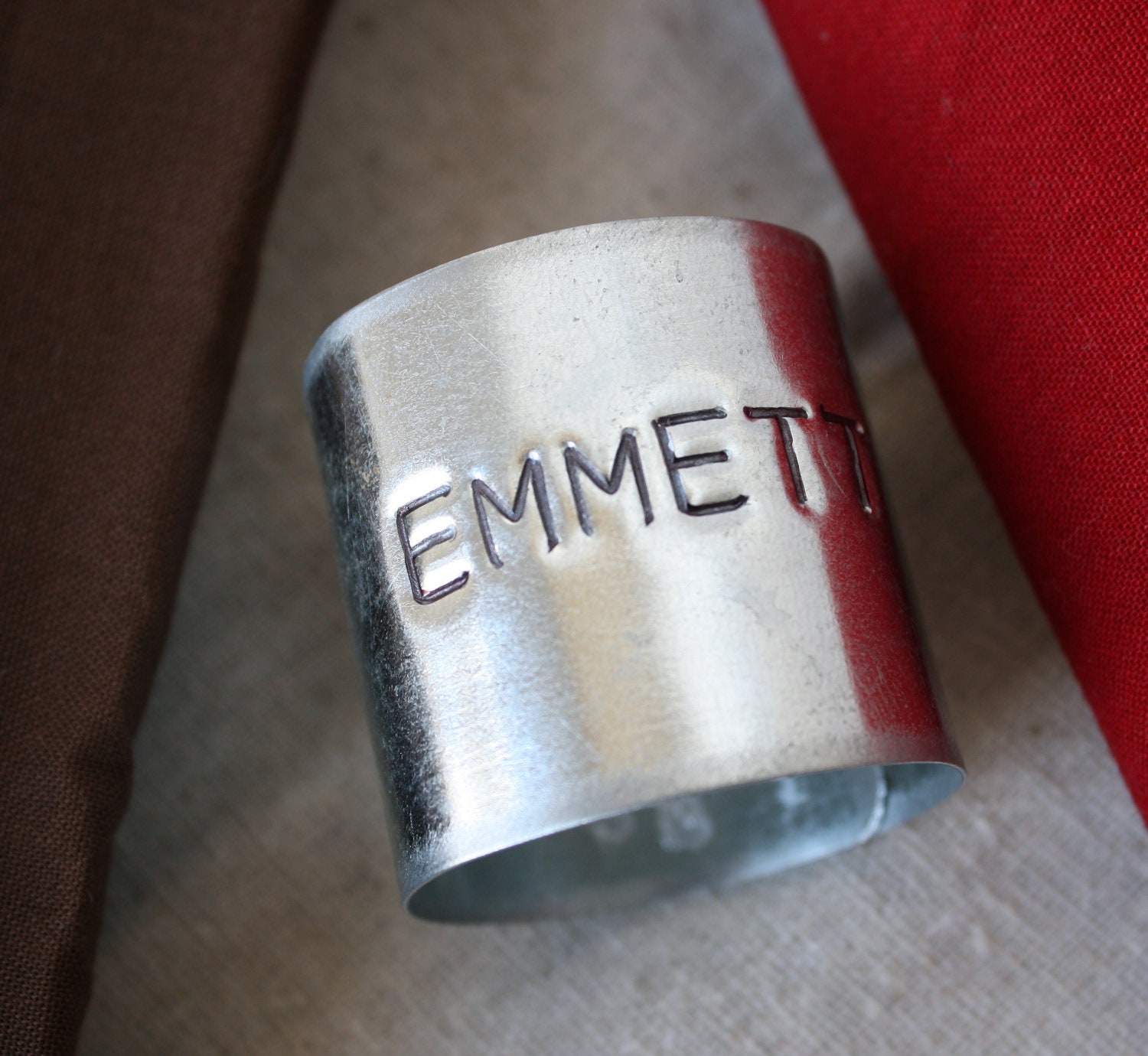 Customizable Napkin Ring - 1 Custom Personalized Name - Upcycled Metal Eco-Friendly - Unique Home Decor