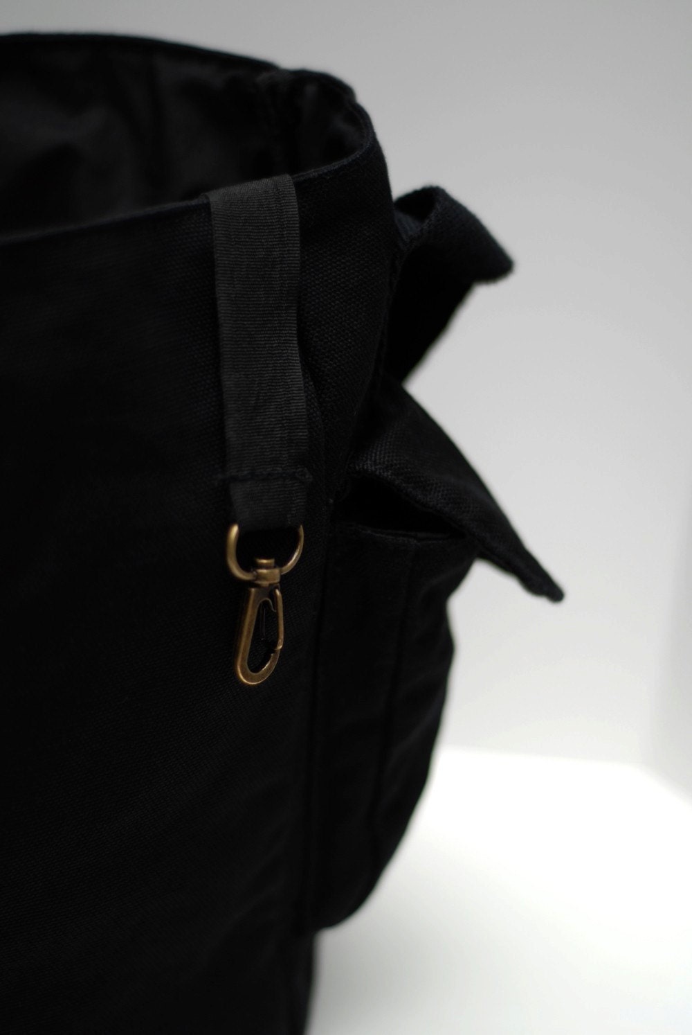 Messenger Bag - The Argoflex - Vintage Camera Photograph - School Bag - Black - Canvas Bag