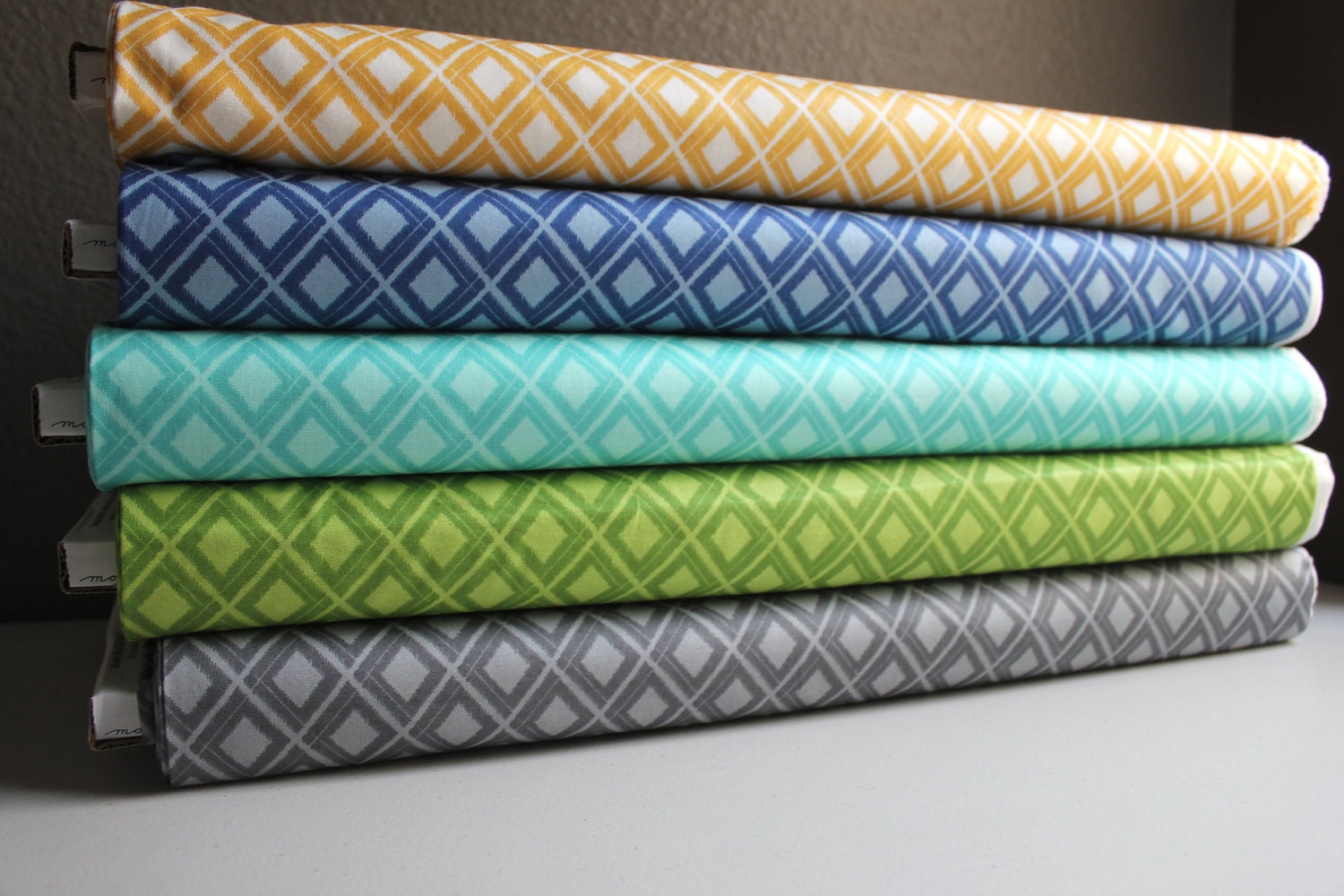 Simply Color by V & Co for Moda Fabrics, Ikat Diamond Fat Quarter bundle, 5 total