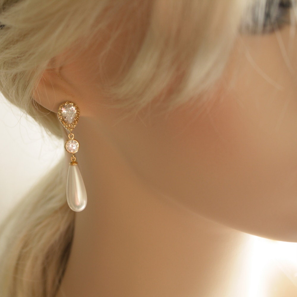 Wedding Earrings Pearl Jewelry Bridal Earrings Cubic Zirconia Posts White Pearl Teardrop Earrings Gold