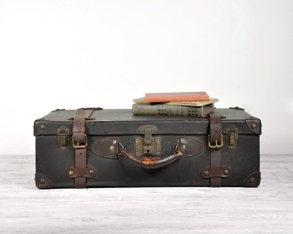 Vintage 1940's Suitcase