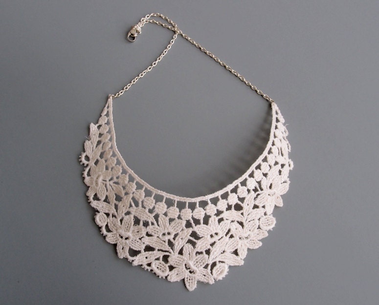 Ivory Lace Necklace - Sarane - Lace Bridal Jewelry - Bridesmaid Necklace